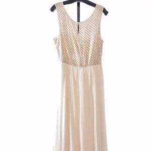 Hoss Intropia Marfil cream sequin chiffon gown NWT